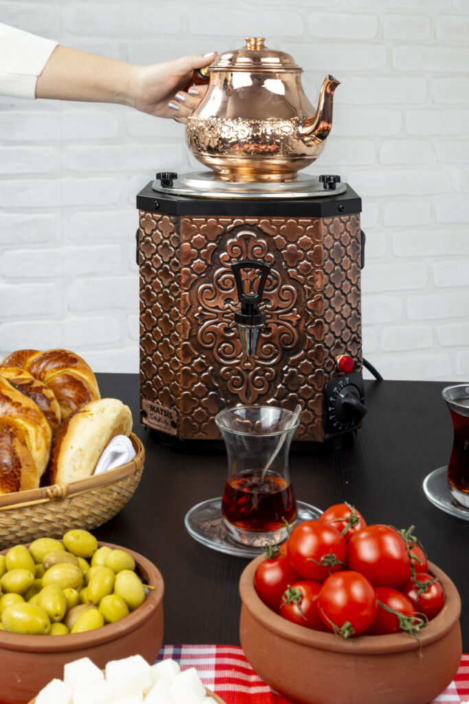 Çay servisi ile Matsis Çaykuş Mini bakır elektrikli semaver